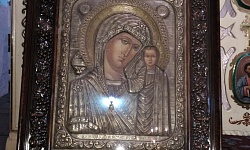 Подарок Храму заместителя председателя Правительства Архангельской области, Е.В. Прокопьевой