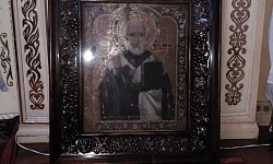 Подарок Храму заместителя председателя Правительства Архангельской области, Е.В. Прокопьевой